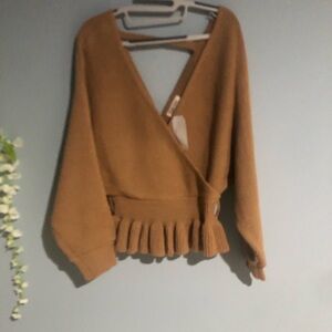 Peach Love California V-Neck Sweater in Warm Tan